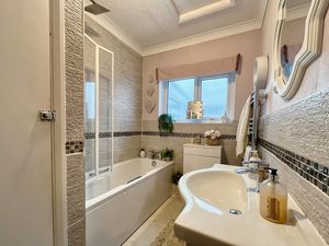 Photo 46- click for photo gallery